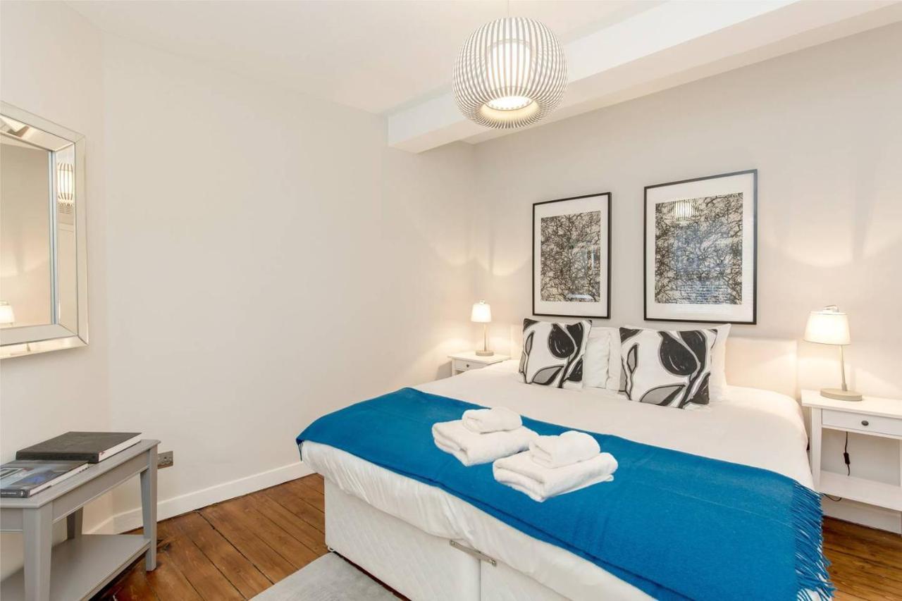 Altido Unique & Stylish Grassmarket Apt - Close To Castle Edinburgh Exterior photo